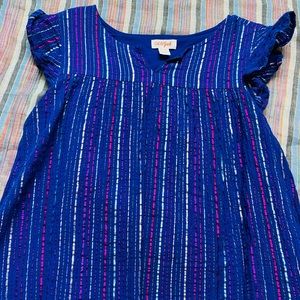 Cat and Jack girls size M metallic thread top
